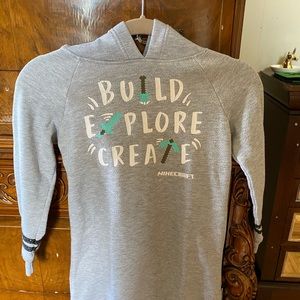 Set of 2 Minecraft sweatshirts - Girls size 7/8